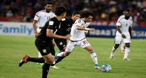 الامارات تتعادل في اللحظات الأخيرة.. واليابان تتصدر في تصفيات المونديال 